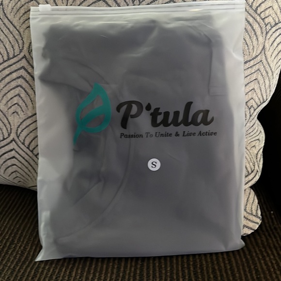 P’Tula / Size: Small / Color: Iron Grey - Picture 5 of 5